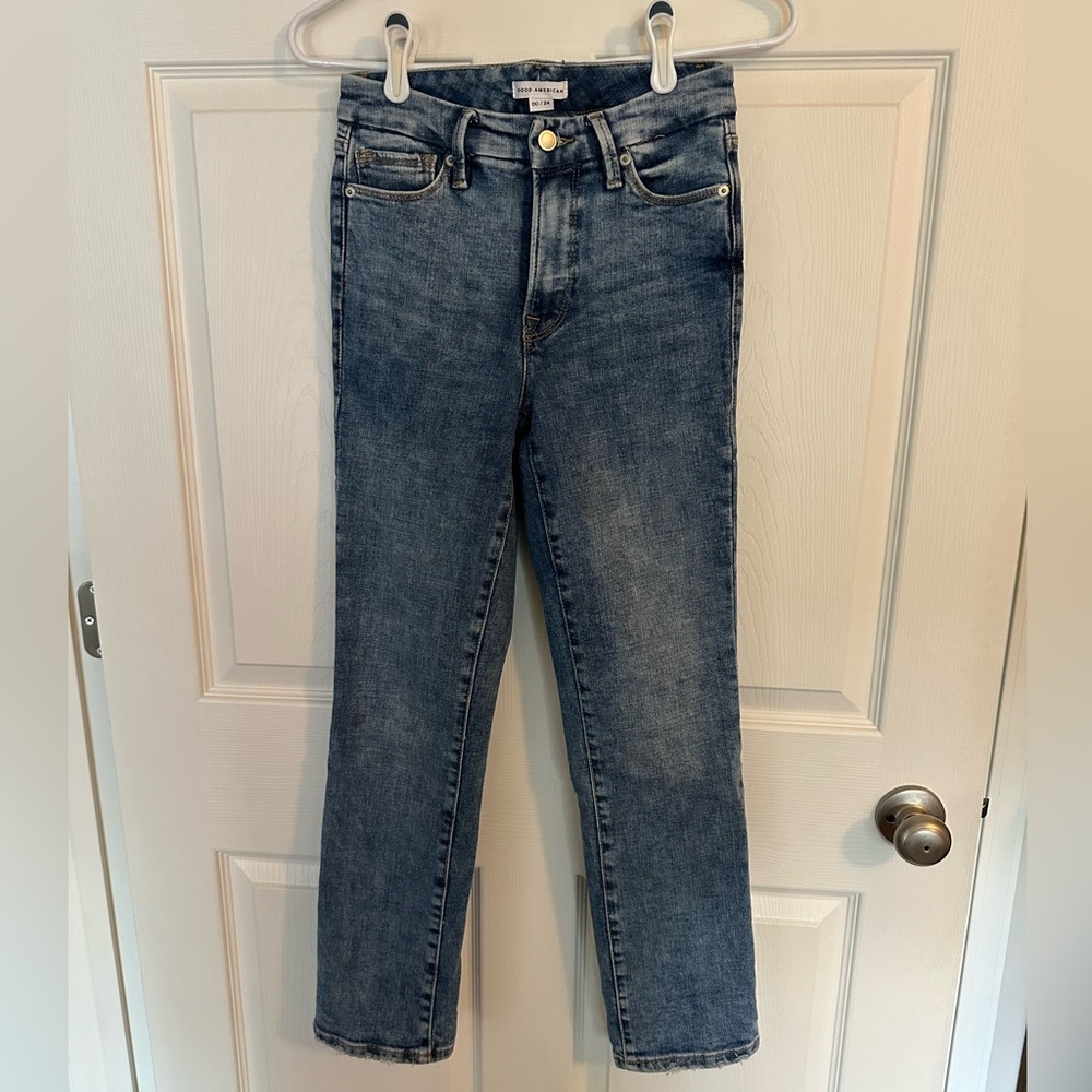 Good American skinny jeans.